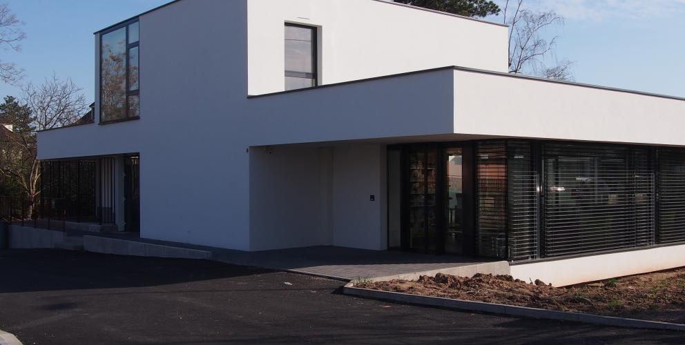 Projet CVV - La clinique vue depuis la rue 
