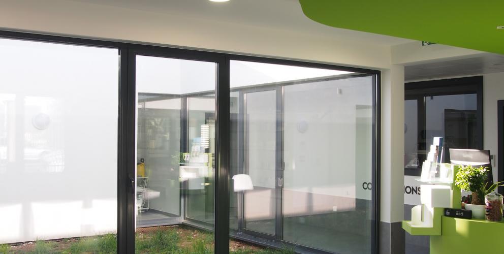 Projet CVV - Relations entre le patio et le hall d'accueil
