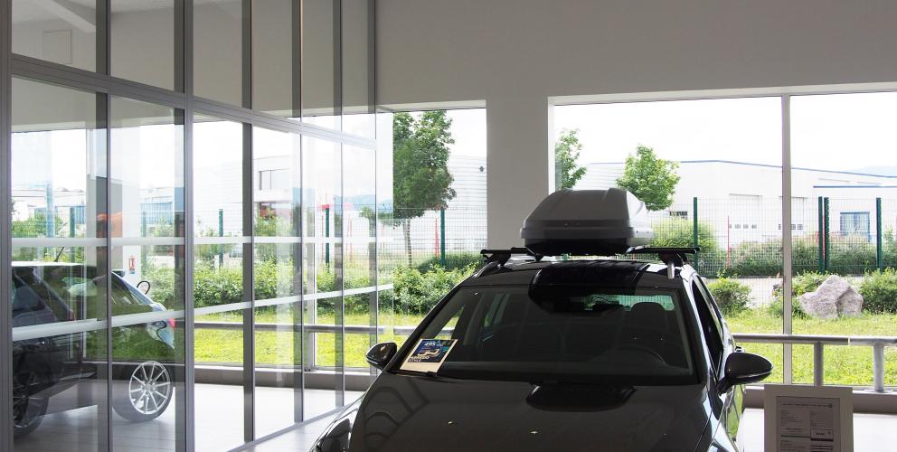 Projet GMS - Vue dans le showroom VN
